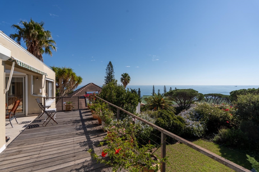 4 Bedroom Property for Sale in Camps Bay Western Cape